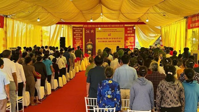 Quang cảnh buổi lễ. Ảnh: Tiến Sinh