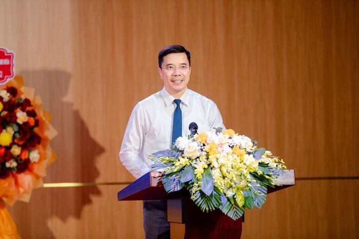 Ông Nguyễn Hồng Phong - Phó Bí thư Thường trực Tỉnh ủy, Chủ tịch HĐND tỉnh Thanh Hóa phát biểu chúc mừng.