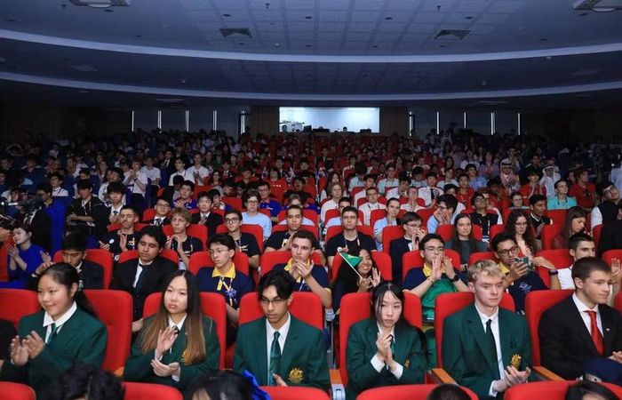 Đây là kỳ thi có quy mô lớn nhất từ trước đến nay với 65 đội tuyển từ 64 quốc gia và vùng lãnh thổ trên thế giới.