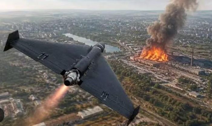 Sự phổ biến của UAV khiến vấn đề trở nên nghiêm trọng hơn. Chiến trường Ukraine ngày càng được giám sát bởi các phương tiện không người lái, tạo ra một môi trường mà hoạt động tập trung của phương tiện có người lái rất dễ bị phát hiện.