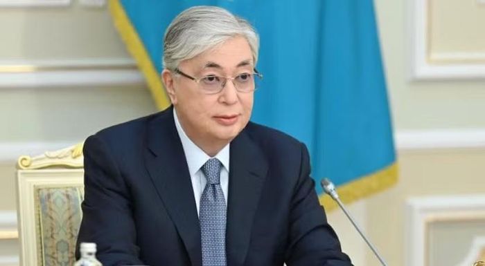 Giới chức Kazakhstan chưa công bố nguyên nhân cụ thể khiến nhóm quân nhân bị cuốn ra biển. Chính quyền cho biết cuộc điều tra sẽ làm rõ toàn bộ diễn biến, việc tổ chức và các biện pháp bảo đảm an toàn trong quá trình diễn tập, cũng như trách nhiệm pháp lý nếu có.