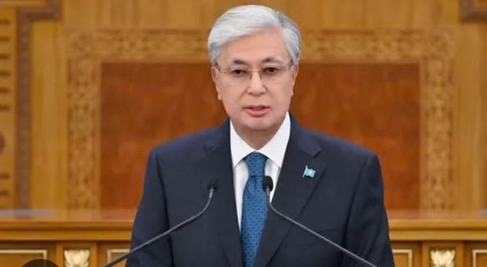Tổng thống Kazakhstan Kassym-Jomart Tokayev tuyên bố, ngày 25/9 là ngày quốc tang để tưởng niệm các quân nhân thiệt mạng.