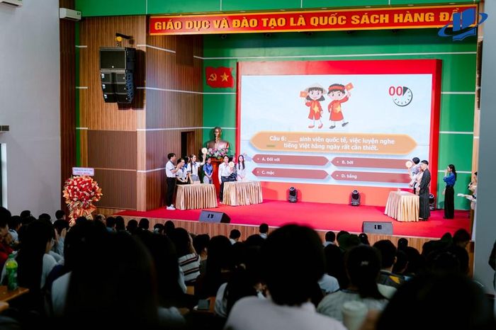 Các đội tham gia vòng chung kết Cuộc thi Hùng biện tiếng Việt toàn quốc 2026