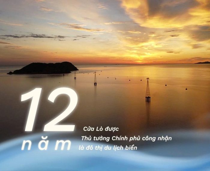 Cáp treo đi từ đất liền ra đảo Hòn Ngư