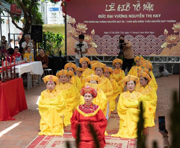 Lễ tế truyền thống được tổ chức trang nghiêm, thành kính nhằm tri ân Tổ mẫu Chánh phu nhân Nguyễn Thị Hay