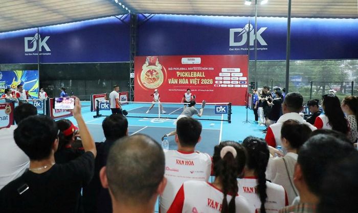 Trận đấu có sự tham gia của Hà Myo và Hồng Diễm thu hút sự chú ý của đông đảo người xem