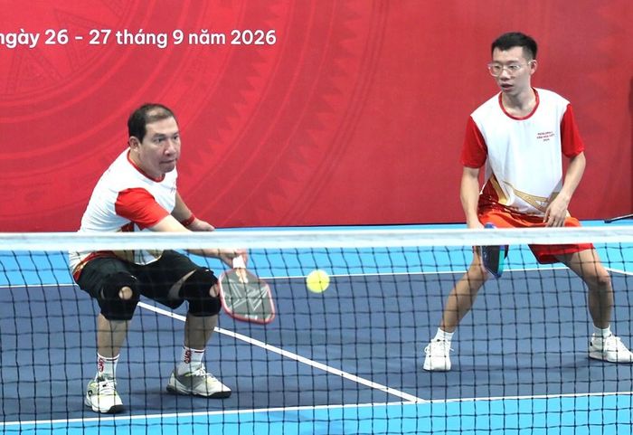 NSND Tự Long, NSƯT Quang Thắng, diễn viên Hồng Diễm, Thanh Giang, Lâm Vissay và các nghệ sĩ hào hứng tham dự giải đấu