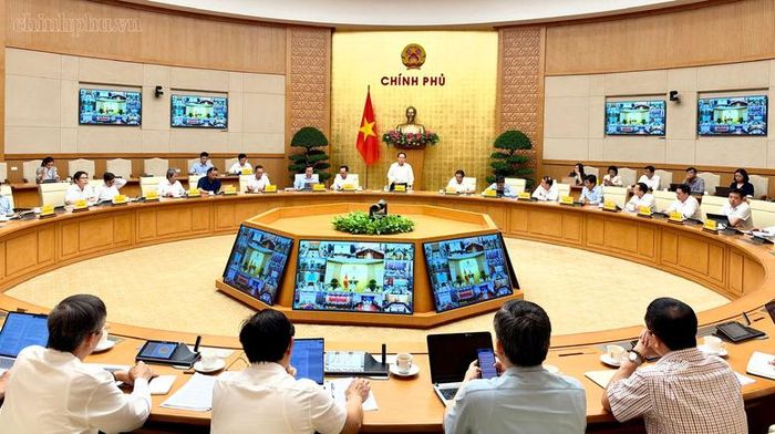 Ngày 24/9, tại trụ sở Chính phủ, Phó Thủ tướng Lê Tiến Châu chủ trì họp về các giải pháp trọng tâm giải quyết tình trạng thừa, thiếu giáo viên mầm non, phổ thông gắn với nâng cao chất lượng đào tạo sư phạm- Ảnh: chinhphu.vn/Thu Sa