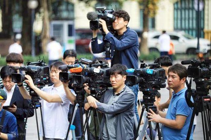 Hành vi cản trở trái pháp luật hoạt động nghể nghiệp của nhà báo, phóng viên sẽ bị phạt đến 30 triệu đồng.