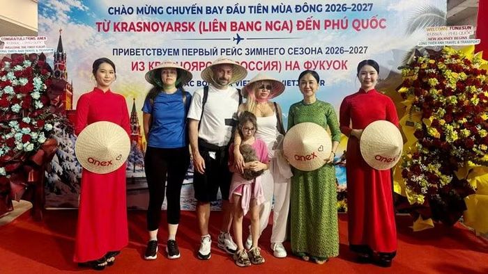Phú Quốc đón du khách từ Krasnoyarsk, Liên bang Nga, đánh dấu du lịch cao điểm mùa đông 2026-2027. (Ảnh: CTV)