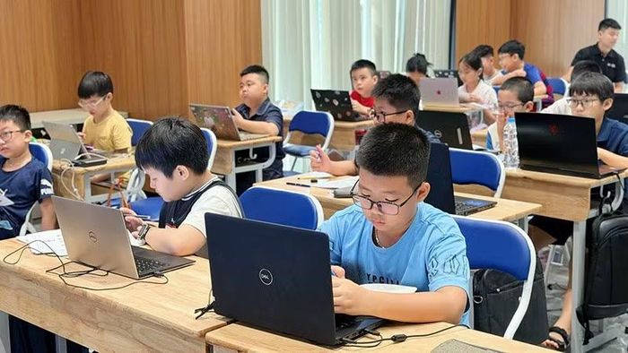 Đông đảo học viên ở nhiều lứa tuổi tham gia chương trình. (Ảnh: Trung tâm Hỗ trợ thanh thiếu nhi Việt Nam cung cấp)