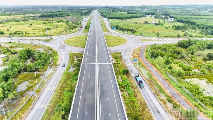 Tuyến đường sẽ thông xe, đưa vào khai thác sau 12 năm kể từ ngày khởi công.