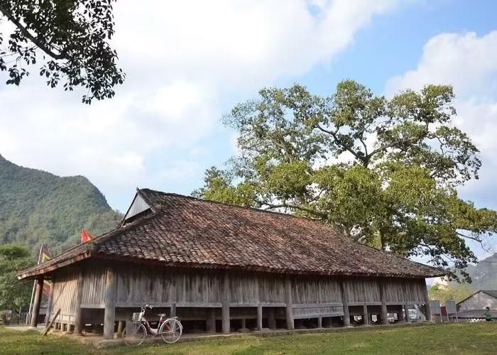 Đình Nông Lục (xã Hưng Vũ, tỉnh Lạng Sơn) là địa điểm nơi diễn ra cuộc họp quyết định phát động Khởi nghĩa Bắc Sơn. (Ảnh: Bảo tàng Khởi nghĩa Bắc Sơn)