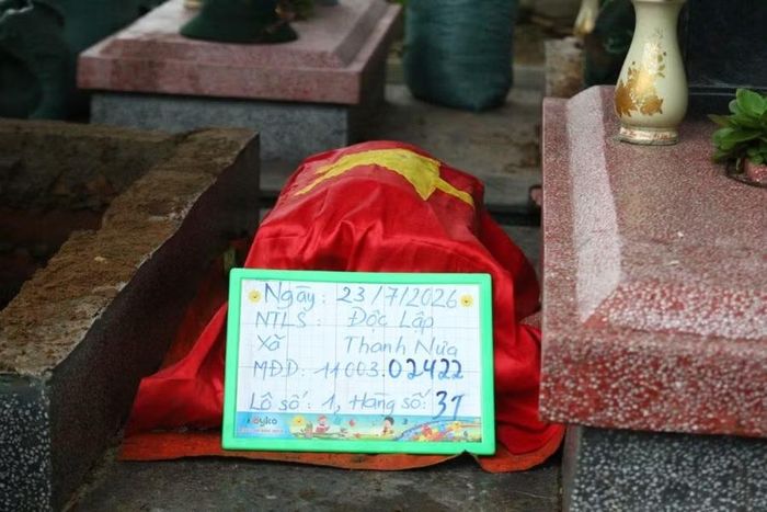 Quy trình lấy mẫu hài cốt được triển khai chặt chẽ, bảo đảm tuyệt đối không xảy ra sai sót.