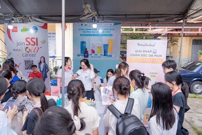 Ngày hội việc làm tại Trường Đại học Sài Gòn.