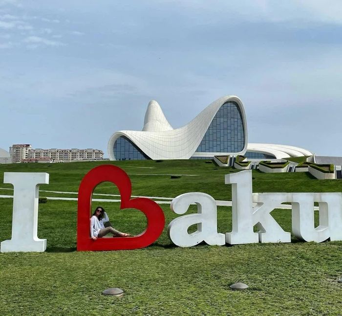 Baku - Thành phố thơ mộng bên bờ biển Caspi là một điểm đến yêu thích của nhiều du khách quốc tế. (Nguồn: Travel Magazine)