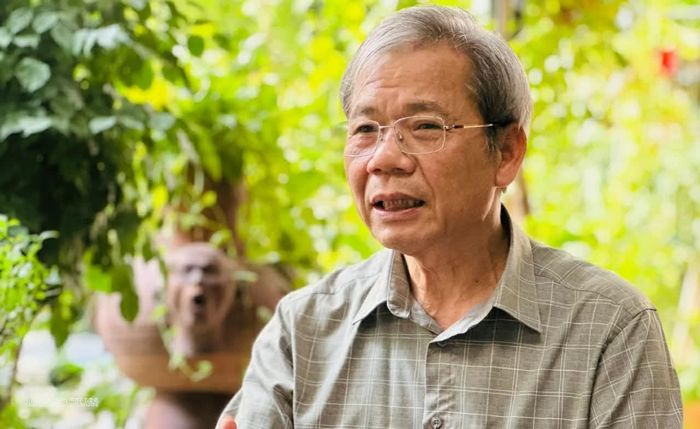 Đại sứ, Tiến sĩ Tôn Sinh Thành, nguyên Đại sứ Việt Nam tại Ấn Độ, giảng viên cao cấp tại Học viện Ngoại giao Việt Nam. (Ảnh: Ngọc Anh)