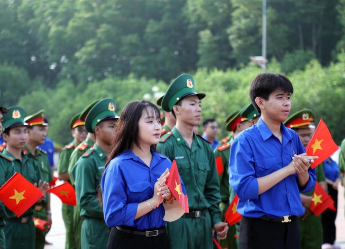 Đoàn viên, thanh niên Cà Mau tại chương trình (Ảnh: Đ.H)
