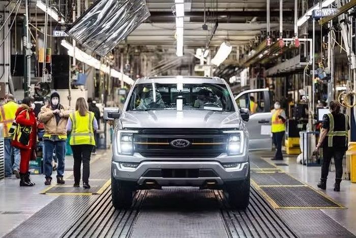 Sản lượng xe bán tải Ford F-150 tại nhà máy ở Michigan bị tạm ngừng gần một tuần.