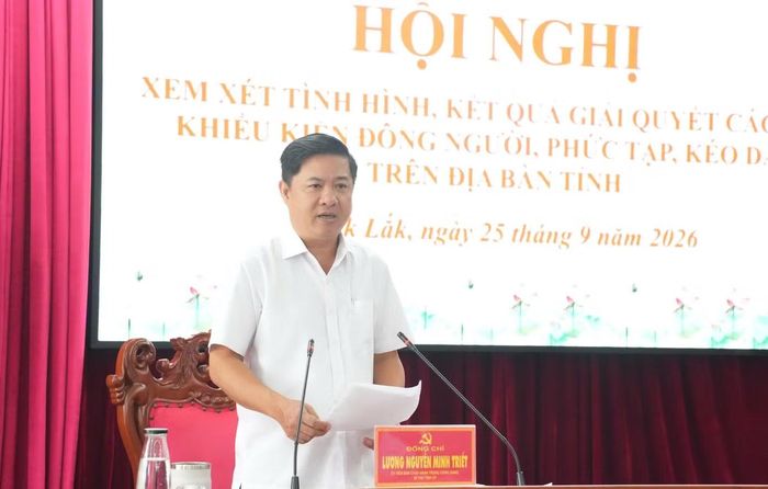 Bí thư Tỉnh ủy Đắk Lắk Lương Nguyễn Minh Triết phát biểu chỉ đạo tại hội nghị.