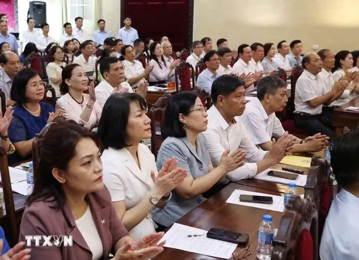 Các cử tri tham dự hội nghị. Ảnh: Thống Nhất/TTXVN.