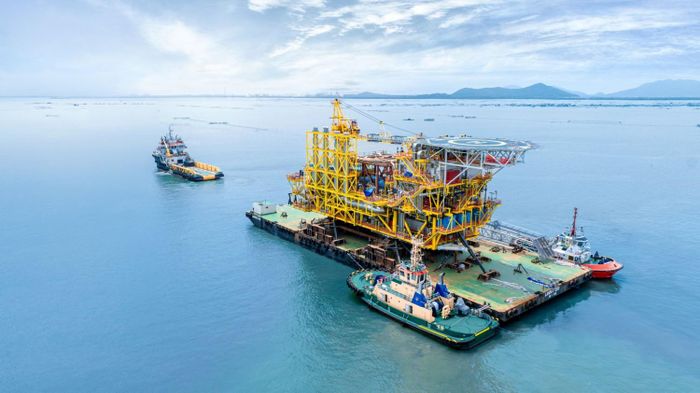 Năm 2025, nhóm dịch vụ cơ khí dầu khí, năng lượng tái tạo ngoài khơi và công trình công nghiệp của PTSC có doanh thu tăng 58% so với năm 2024. Kết quả này gắn với quá trình PTSC mở rộng quy mô thực hiện các dự án công nghiệp - năng lượng, trong đó nhiều dự án được triển khai cho khách hàng và thị trường quốc tế.