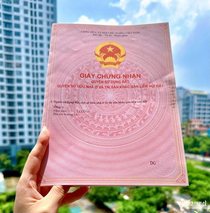 Hà Nội phê duyệt Đề án “Sổ đỏ trao tay”. Ảnh minh họa: Hồng Khanh