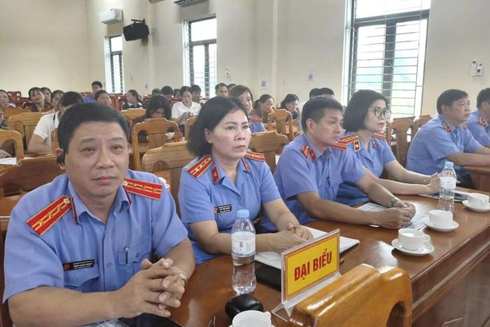  Các đại biểu tham dự hội nghị.