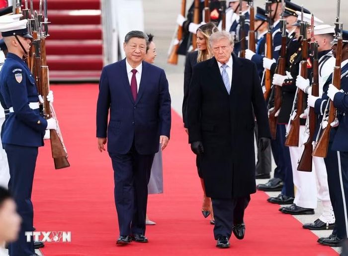 Trung Quốc đã đồng ý mua ít nhất 10 triệu tấn than đá của Mỹ trong năm 2027 và tiếp tục mua ít nhất 10 triệu tấn trong năm 2028, trong khuôn khổ loạt thỏa thuận đạt được sau chuyến thăm cấp nhà nước của Chủ tịch Trung Quốc Tập Cận Bình tới Mỹ. (Ảnh: THX/TTXVN phát)