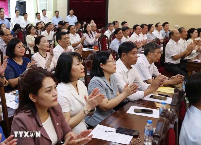Các cử tri tham dự hội nghị. (Ảnh: Thống Nhất/TTXVN)