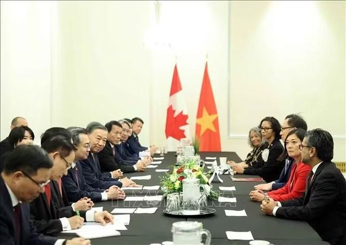 Tổng Bí thư, Chủ tịch nước Tô Lâm tiếp Nhóm Nghị sĩ hữu nghị Canada - Việt Nam, chiều 24/9, giờ địa phương (rạng sáng 25/9, giờ Hà Nội). Ảnh: Thống Nhất/TTXVN