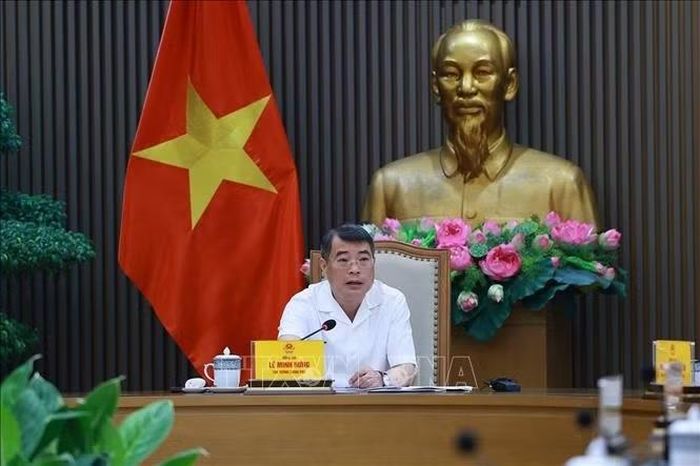 Thủ tướng Lê Minh Hưng chủ trì cuộc họp với lãnh đạo Bộ Giáo dục và Đào tạo và các bộ, ngành về phát triển giáo dục và đào tạo., sáng 21/9. Ảnh: Dương Giang/TTXVN
