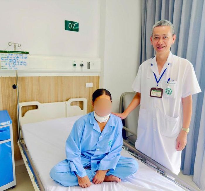 Sau 5 ngày điều trị, người bệnh hết đau, ăn uống trở lại bình thường. Ảnh: Bệnh viện Bạch Mai
