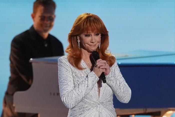 Reba gọi lần cuối có thể trò chuyện trực tiếp với Dolly là một khoảnh khắc thực sự đặc biệt.