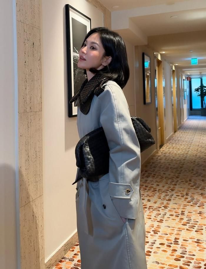 Song Hye Kyo duy trì sức hút sau hơn 20 năm hoạt động nghệ thuật. (Ảnh từ IG @hyun.0509)