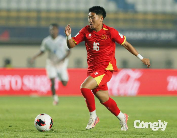 Khoa Ngô, Minh Hoàng sẽ là những phương án thay thế. Ảnh: Phạm Đình.