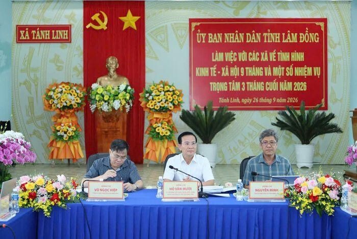 Chủ tịch UBND tỉnh Lâm Đồng làm việc với 11 xã phía Đông. (Ảnh: Cổng TTĐT Lâm Đồng)