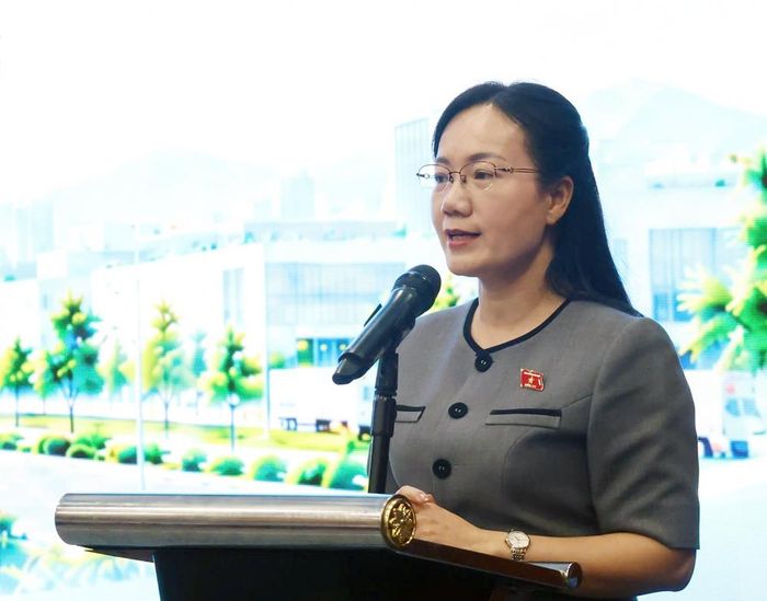  Đồng chí Đỗ Thị Việt Hà phát biểu tại chương trình. 