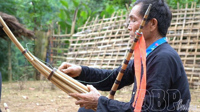 Những chiếc khèn được nghệ nhân Hậu Phái Sếnh làm ra đều mang âm hưởng của núi rừng. 