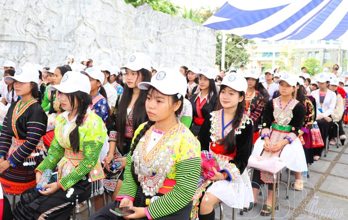 Học sinh các trường THPT tham dự buổi lễ