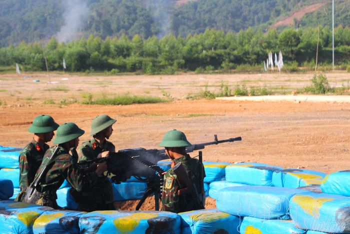 Thực hành tiêu diệt các mục tiêu.