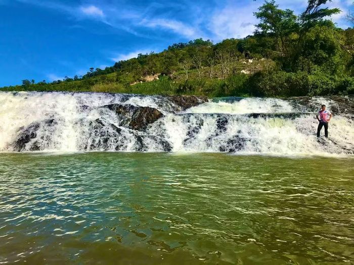 Vẻ đẹp của thác Pờ Yầu. Ảnh: R'ô Hok 