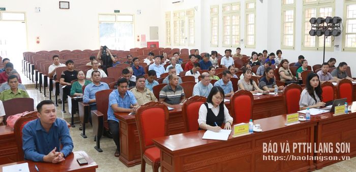 Các đại biểu dự hội nghị