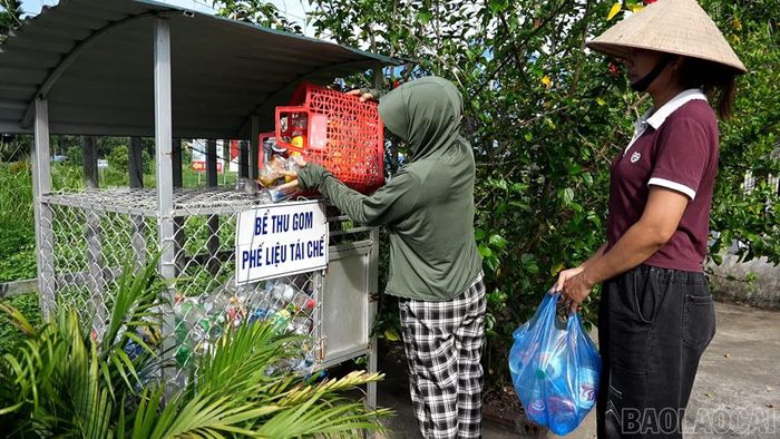 Toàn tỉnh gắn 1.000 mô hình " Nhà sạch, vườn đẹp".