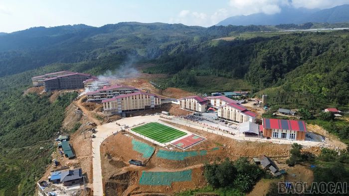 Các công trình đang dần về đích.