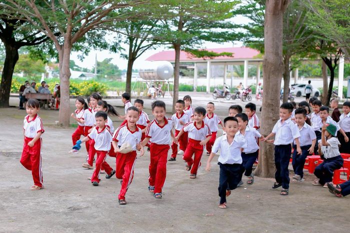Chăm sóc sức khỏe trẻ em là một phần quan trọng trong giảm nghèo đa chiều, tạo nền tảng để trẻ em có thêm cơ hội phát triển