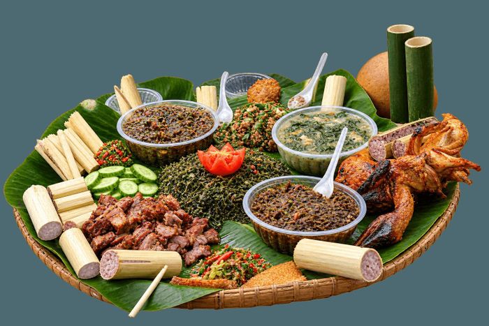 Mâm cơm truyền thống với những món ăn độc đáo mang hương vị đặc trưng của người M'nông