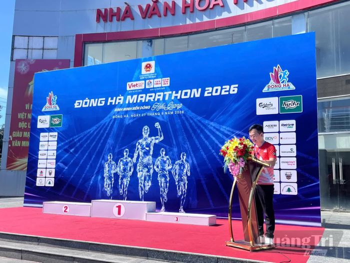 Đại diện lãnh đạo UBND phường Đông Hà phát biểu tại lễ bế mạc - Ảnh: L.O
