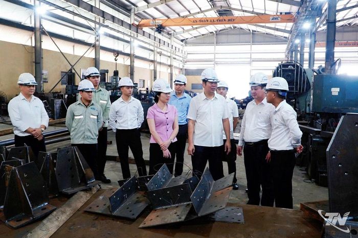 Việc nắm rõ hoạt động sản xuất, kinh doanh là cơ sở để xây dựng tổ chức đảng phù hợp với từng doanh nghiệp.