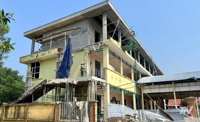 Trường Mầm non Tân Thành được đầu tư hơn 5 tỷ đồng để nâng tầng, tăng phòng học.
